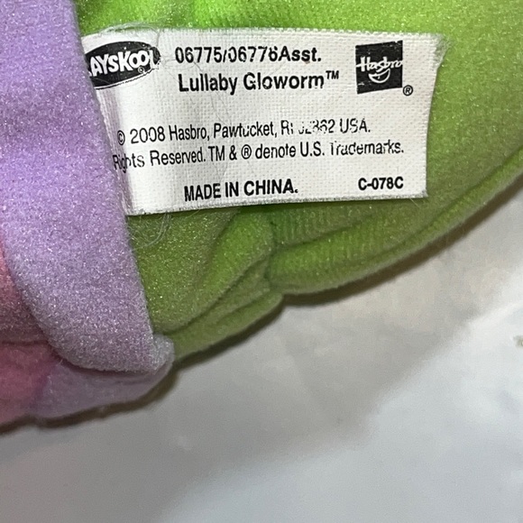 Gloworm Pink Green Glow Worm Hasbro 2008 Musical Night Light Doll use batteries - Picture 6 of 13